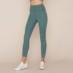 Girlfriend Collective 3/4 Legging in Jade